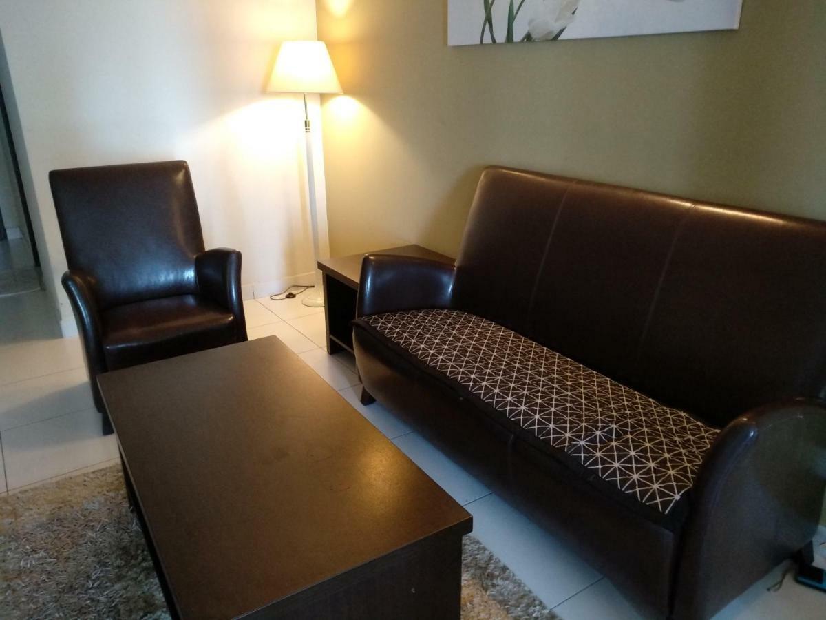 Bayu Marina Residence 3 Mins Away Mid Valley Southkey Johor Bahru Exterior foto